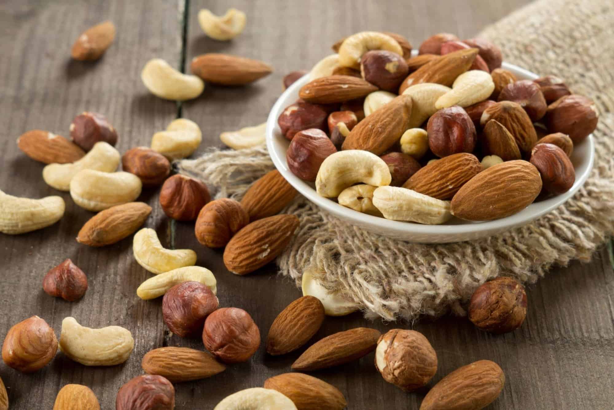 nuts improves your eyesight