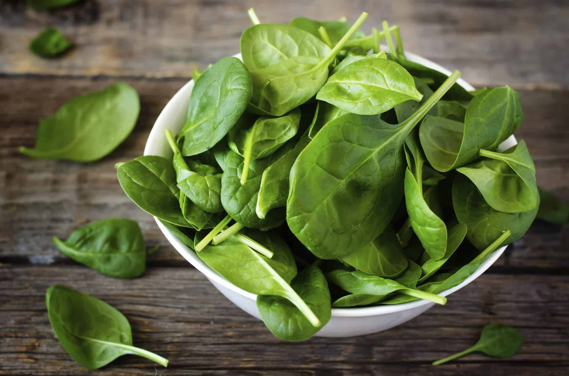spinach improves your eyesight